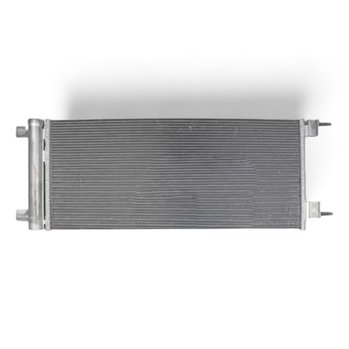 26332162.jpg Condensador A/c Onix 20/ 1.0t - Imagen 1