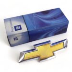Emblema Rejilla Radiador Cruze 15/