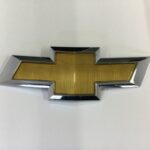 Emblema Rejilla Radiador Cruze 10/