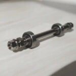 Eje Rueda Trasero Bici Macizo C/rulemán 6200 Largo 180 Mm.