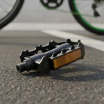 Pedal Bicicleta Aluminio C/rul Reflector 118*80*20mm M523 - Imagen 2